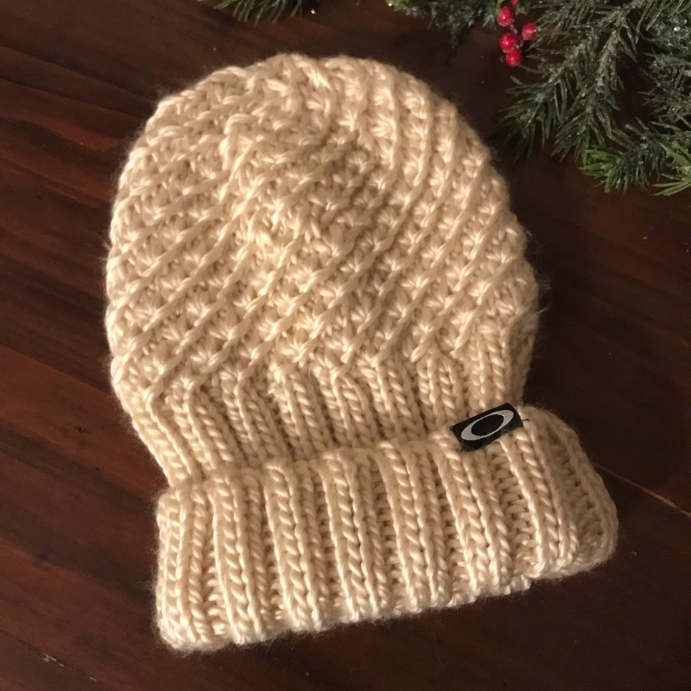 Cream Knit Beanie